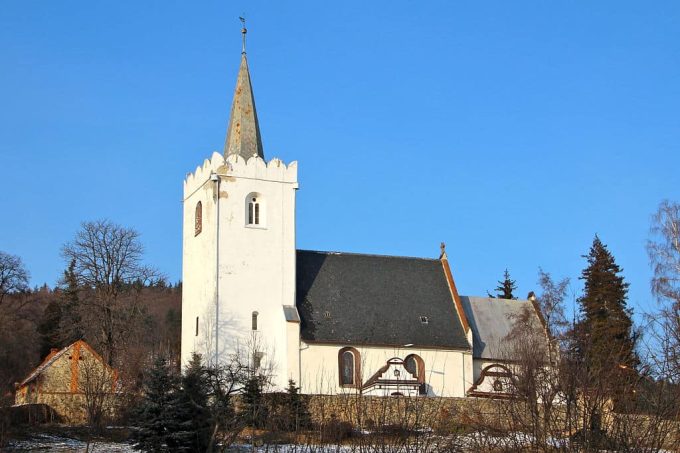 Sanktuarium Matki Bożej Łaskawej z Dzieciątkiem w Kiełczynie