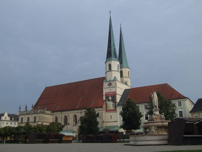 Sanktuarium Matki Bożej Królowej Bawarii w Altötting