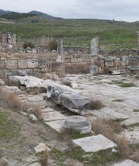 Starożytna Katedra w Hierapolis