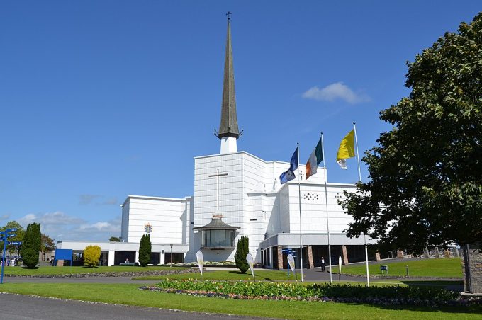 Sanktuarium Najświętszej Maryi Panny Królowej Irlandii w Knock