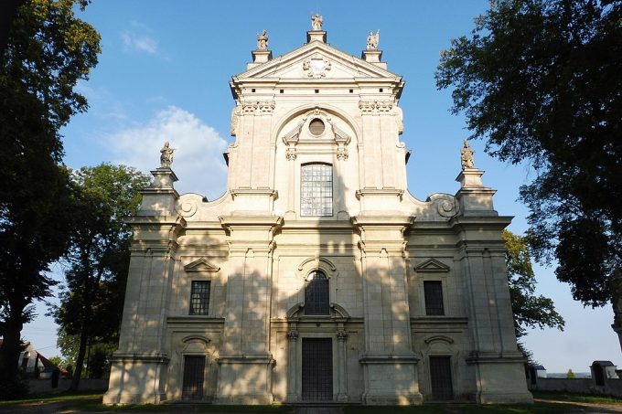 Sanktuarium Matki Bożej Bolesnej w Młodzawach Małych