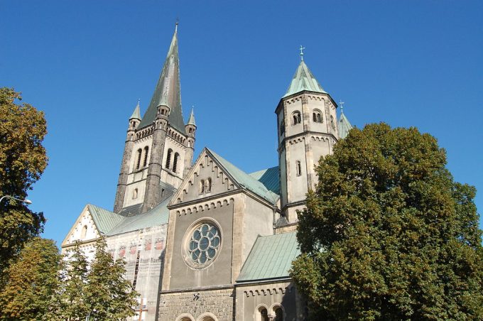 Sanktuarium Matki Bożej Łaskawej – Patronki i Opiekunki Małżeństw i Rodzin we Wrocławiu