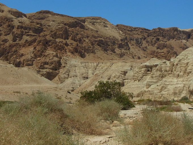 Jaskinie w Qumran