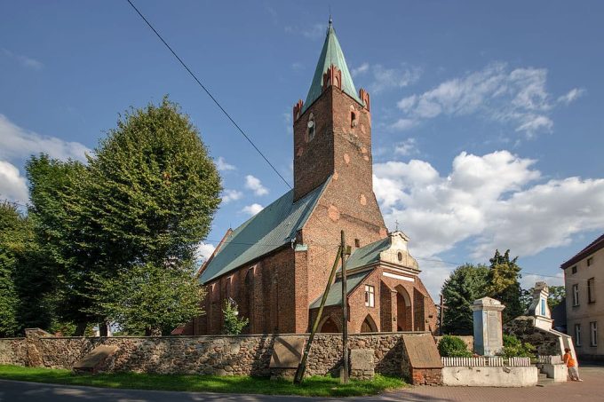 Sanktuarium św. Jakuba Apostoła w Małujowicach