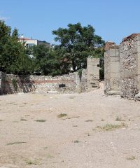 Starożytne ruiny kościoła w Ankhar – Tiatyrze