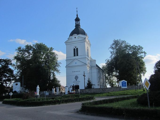 Sanktuarium Matki Bożej Królowej Rodzin w Juchnowcu