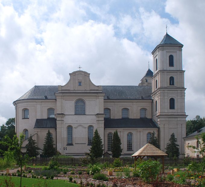 Sanktuarium Maryjne w Różanymstoku