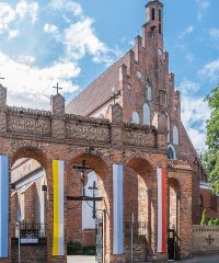 Bazylika kolegiacka Matki Bożej Pocieszenia i św. Stanisława Biskupa w Szamotułach