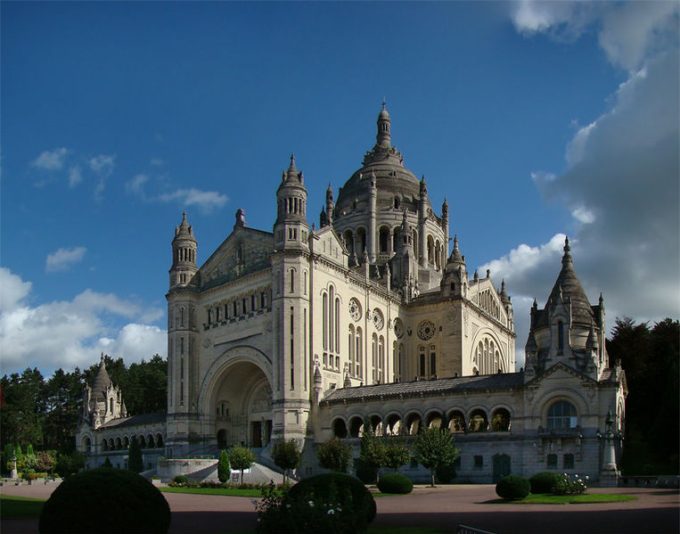 Bazylika Świętej Teresy w Lisieux