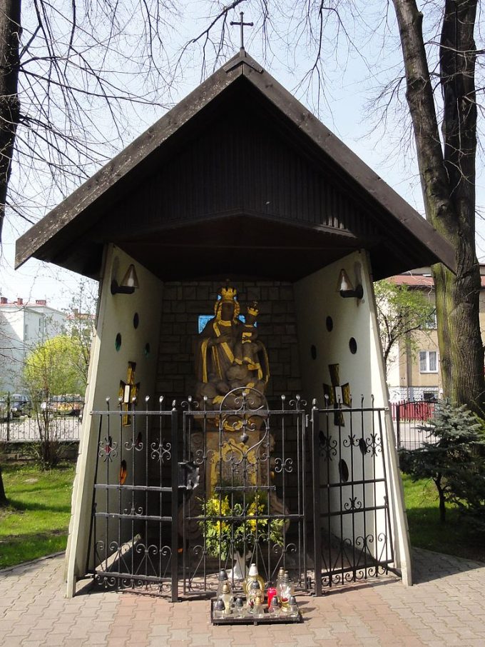 Kapliczka przy kościele Chrystusa Króla