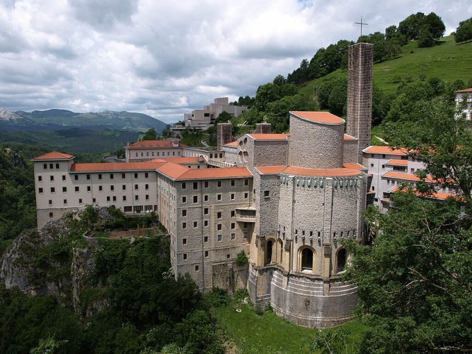 Sanktuarium Matki Bożej z Arantzazu w Oñate