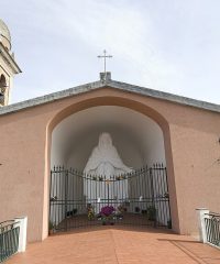 Sanktuarium Matki Bożej Miłosierdzia na górze Gazzo w Genui