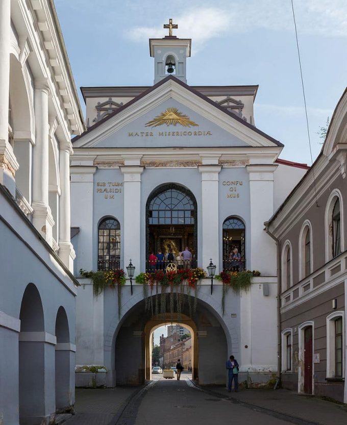 Sanktuarium Matki Bożej Miłosierdzia w Ostrej Bramie w Wilnie