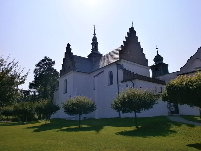 Sanktuarium Matki Bożej Szczyrzyckiej Matki Pokoju i Dobroci w Szczyrzycu