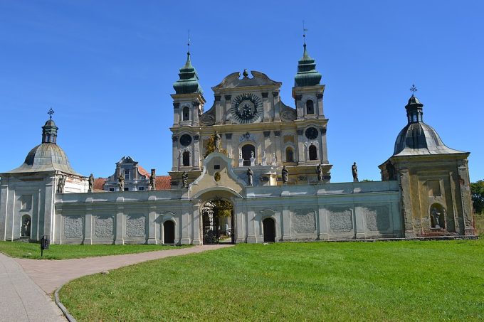 Sanktuarium Maryjne Nawiedzenia Matki Bożej i św. Józefa w Krośnie