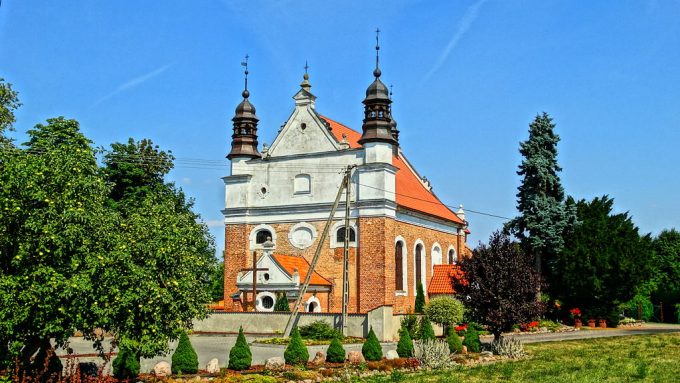 Sanktuarium Matki Bożej Uzdrowienia Chorych w Topolnie