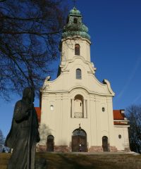 Sanktuarium Matki Bożej Pocieszenia w Dąbrówce Kościelnej