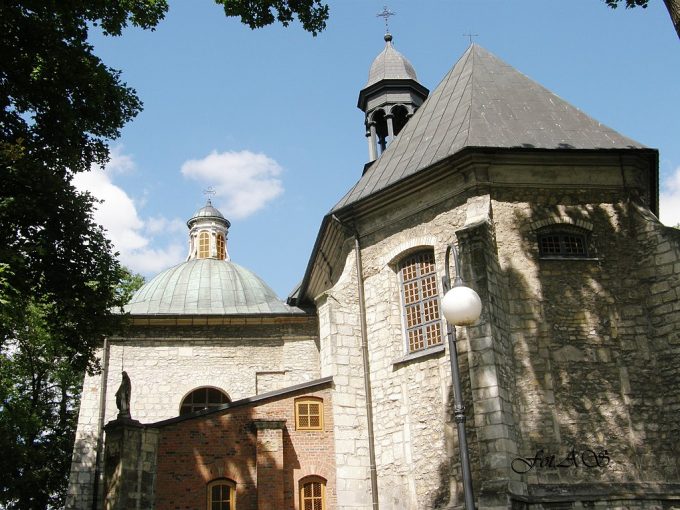 Sanktuarium Matki Bożej Pocieszenia w Książu Wielkim