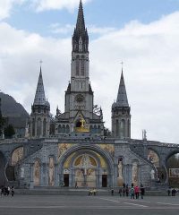 Sanktuarium Matki Bożej – Bazylika Niepokalanego Poczęcia Matki Bożej w Lourdes