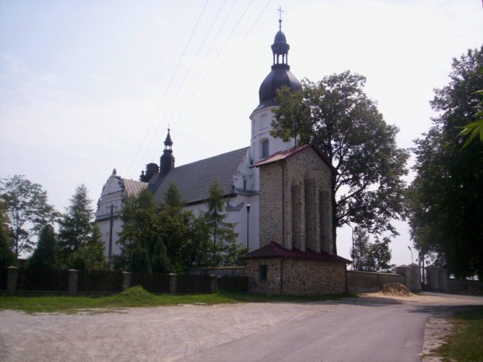 Sanktuarium Matki Bożej Oleszyńskiej w Olesznie