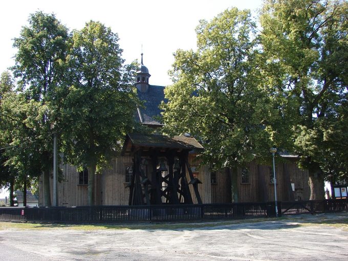 Sanktuarium Matki Bożej Łaskawej w Pieraniu