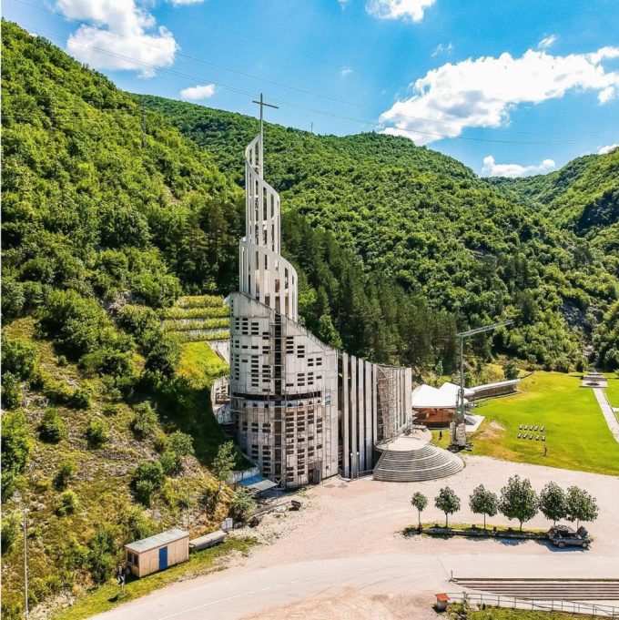 Sanktuarium św. Jana Chrzciciela w Podmilačjach