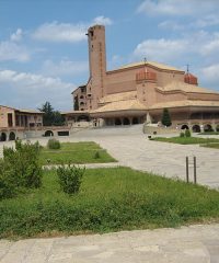 Sanktuarium Maryjne Torreciudad w Alto Aragonia