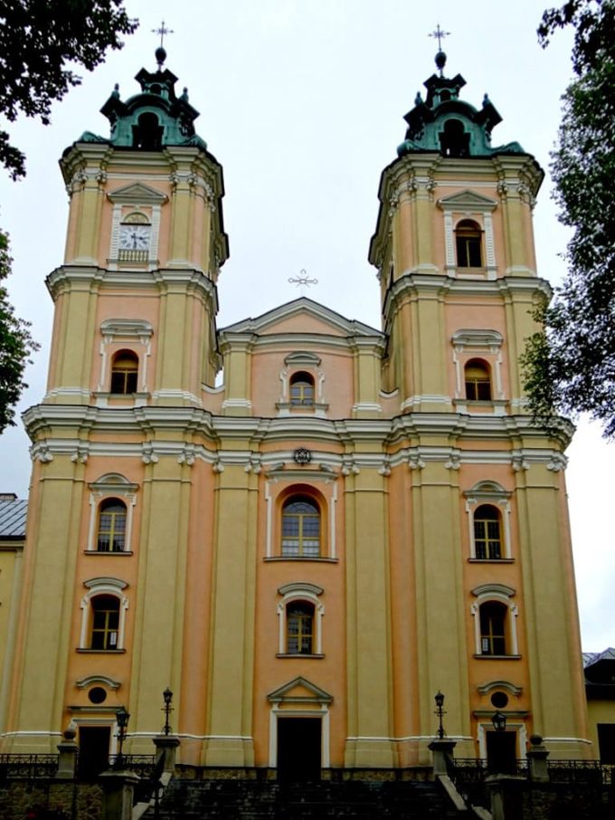 Sanktuarium Matki Bożej Starowiejskiej w Starej Wsi