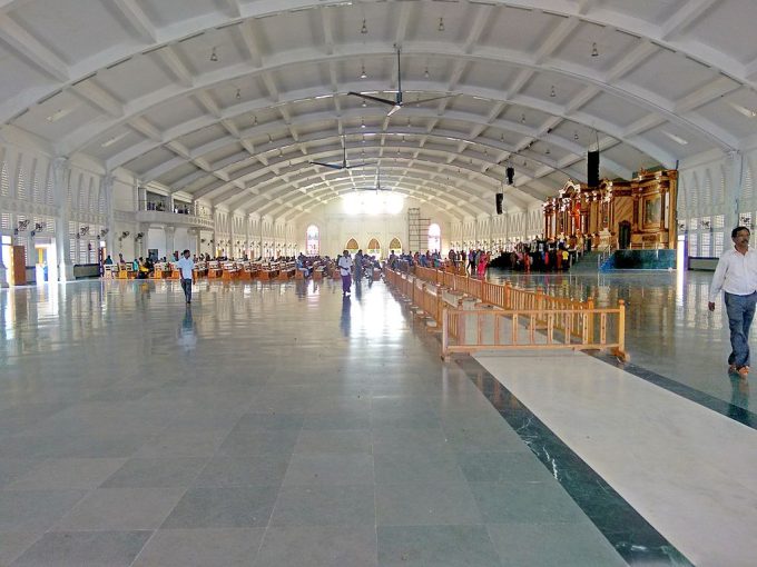 Wnętrze Bazyliki